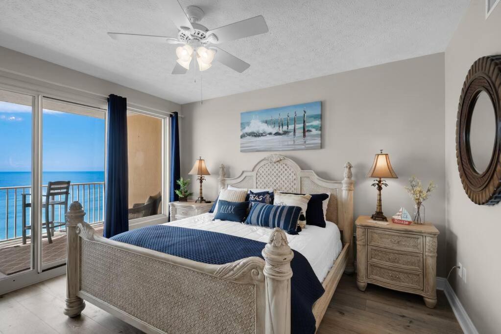 Treasure Island Unit 905 *